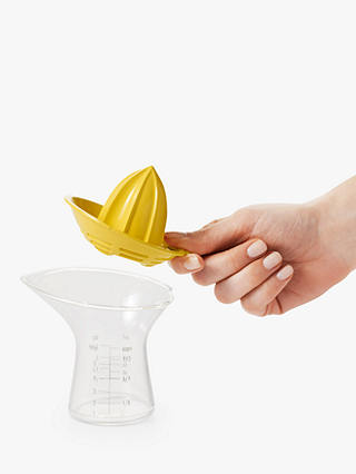 OXO Good Grips Small Citrus Juicer
