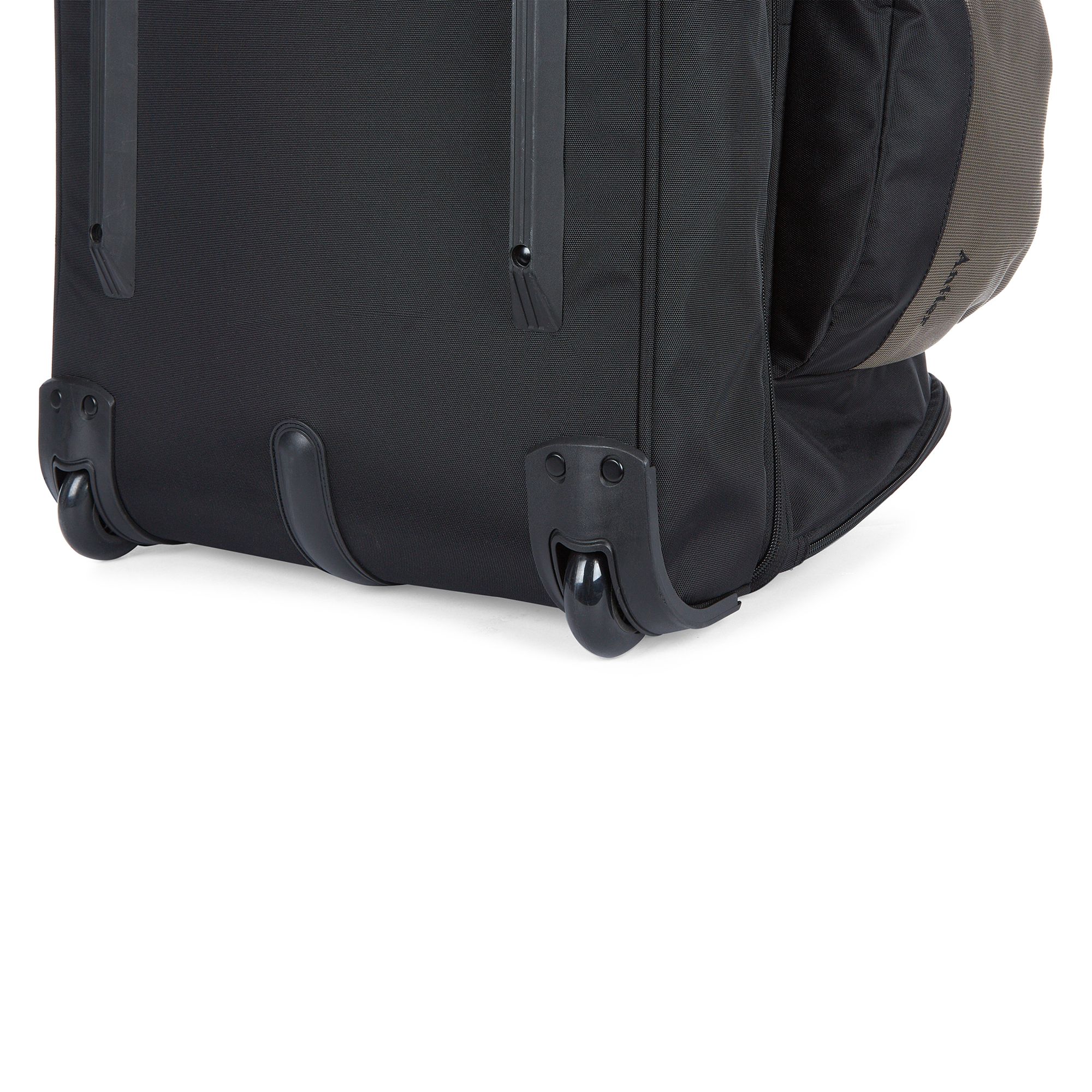 tundra mega decker trolley bag