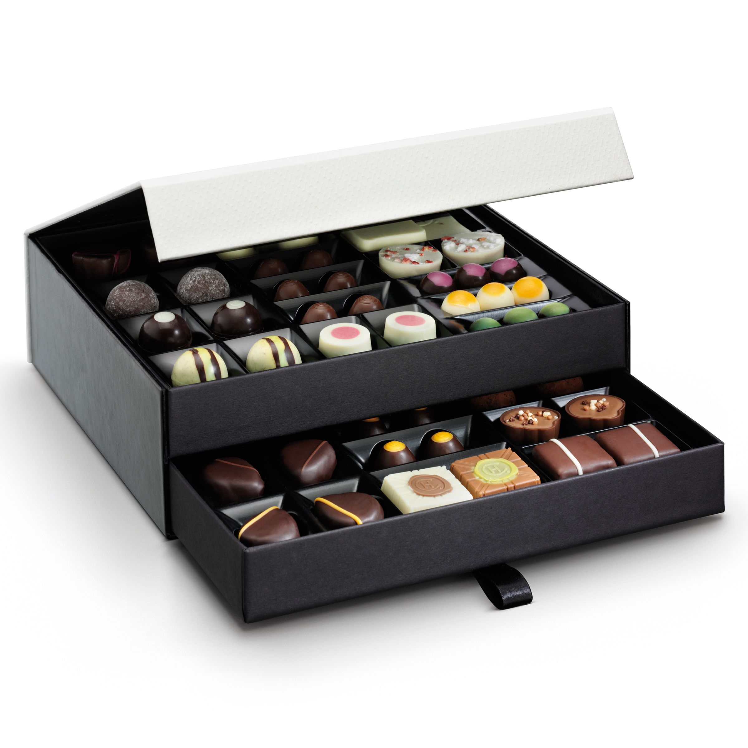 Hotel Chocolat 'Classic Cabinet' Chocolate Selection, 590g