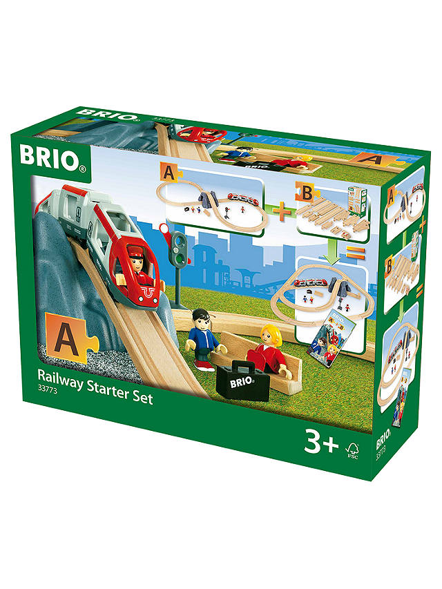 BRIO World Railway Starter Set, FSC-Certified (Beech)