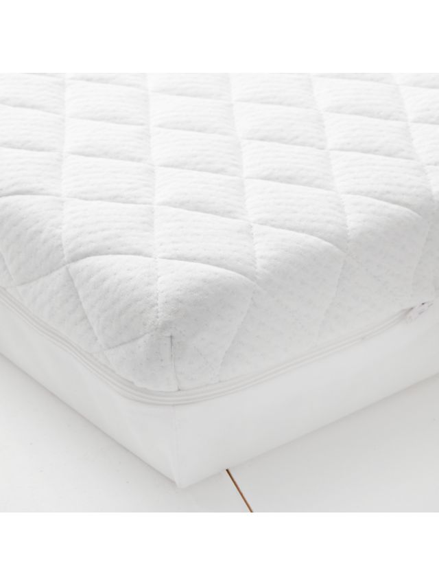 Foam cot bed outlet mattress