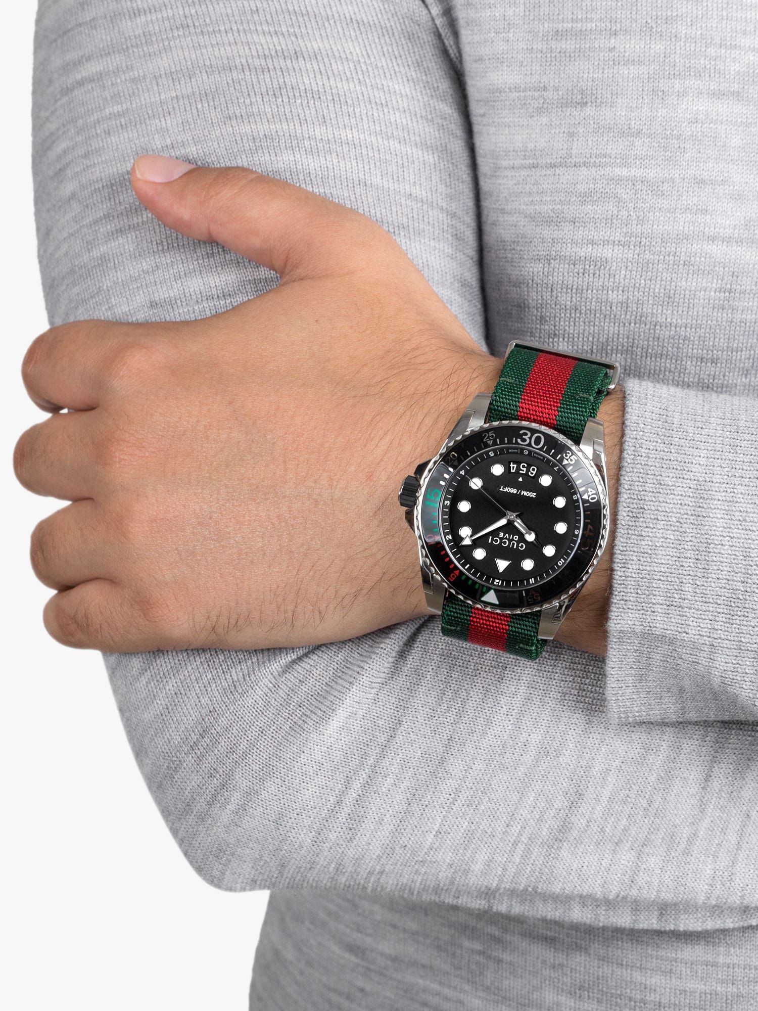 middelalderlig Gymnastik Forholdsvis Gucci YA136209 Men's Dive Date Fabric Strap Watch, Multi/Black at John  Lewis & Partners