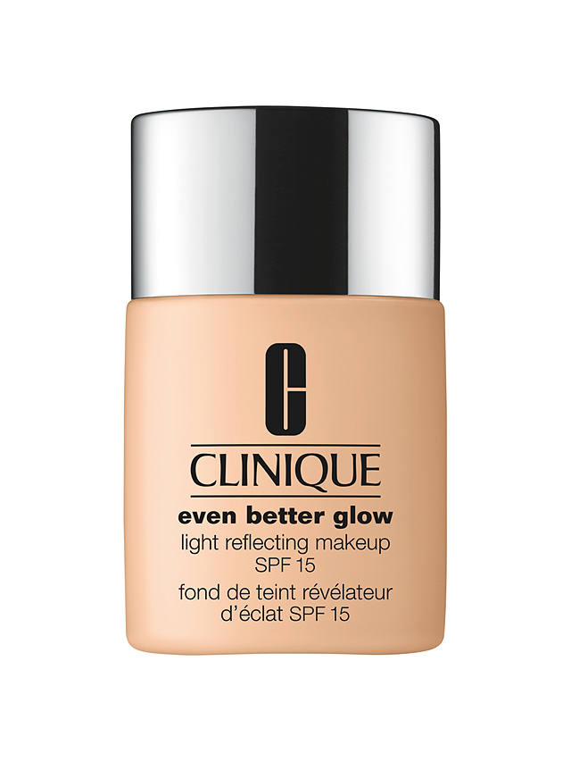 Clinique Even Better Glow Light Reflecting Makeup SPF 15, 10 Alabaster 1