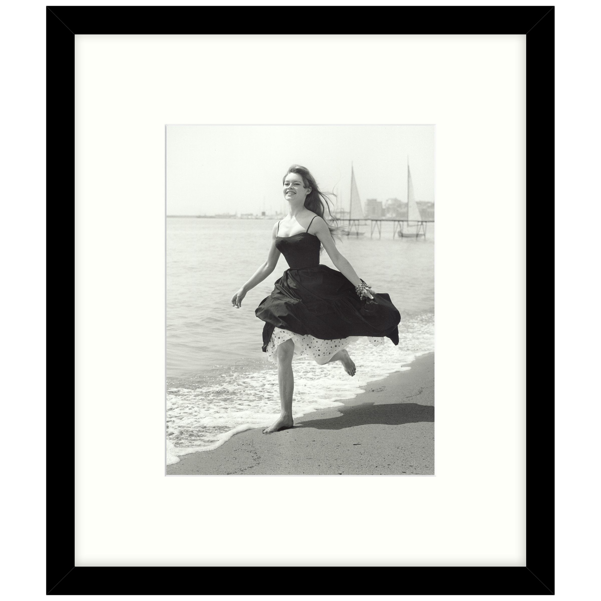 Getty Images Gallery - Running Free 1956 Framed Print Review