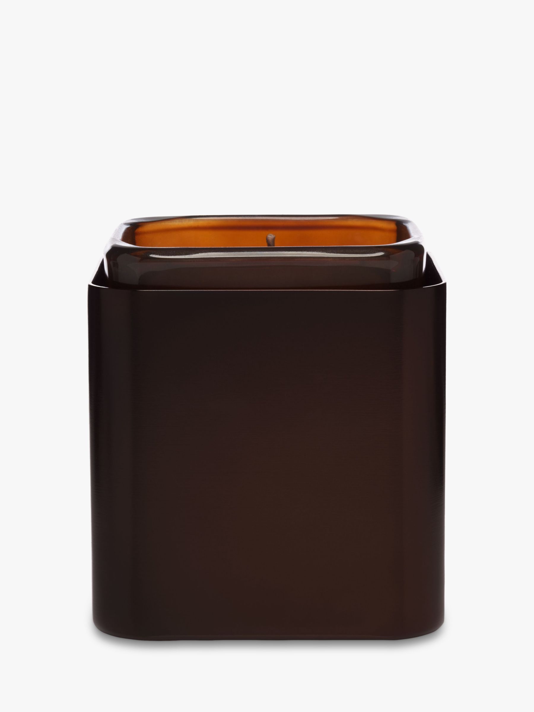 Arriba 40+ imagen tom ford candle cover