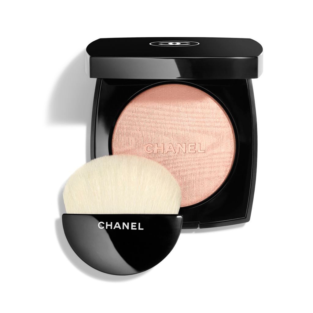 CHANEL Poudre Lumière Illuminating Powder, 30 Rosy Gold at John Lewis &  Partners