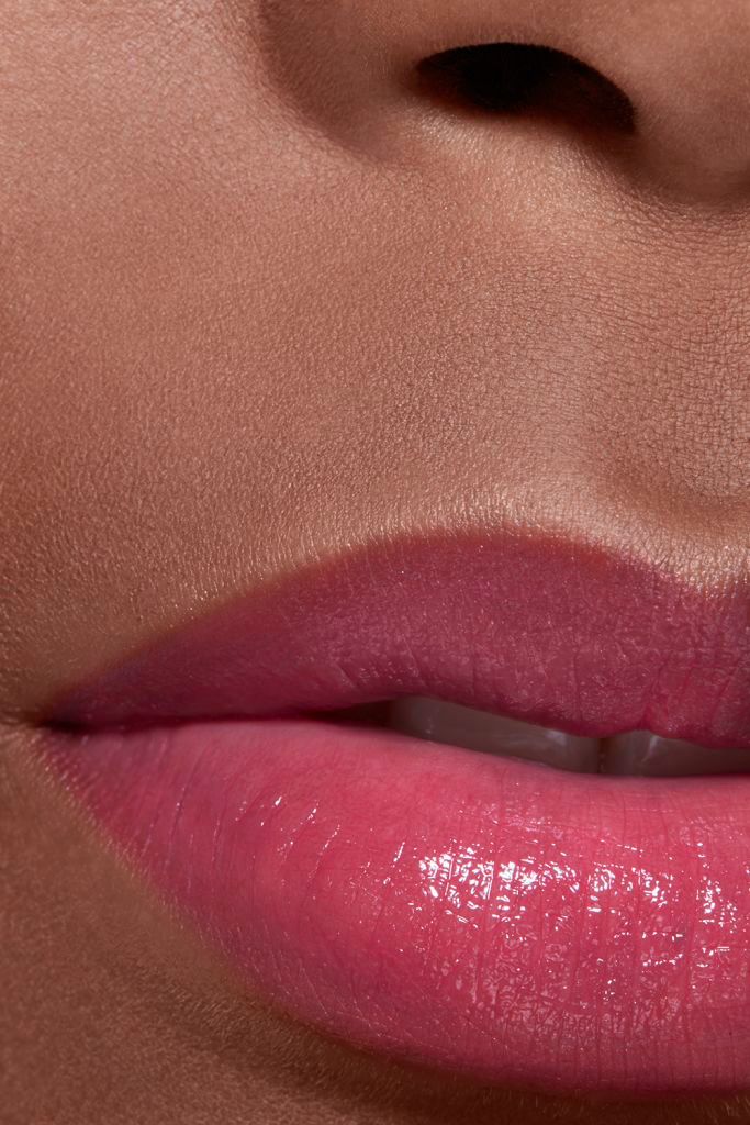 Chanel Les Beiges Healthy Glow Lip Balm - Intense