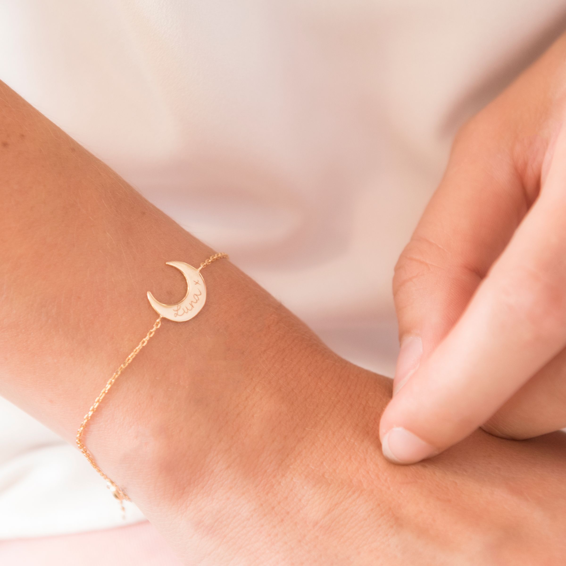 Merci Maman Personalised Crescent Moon Chain Bracelet, Gold