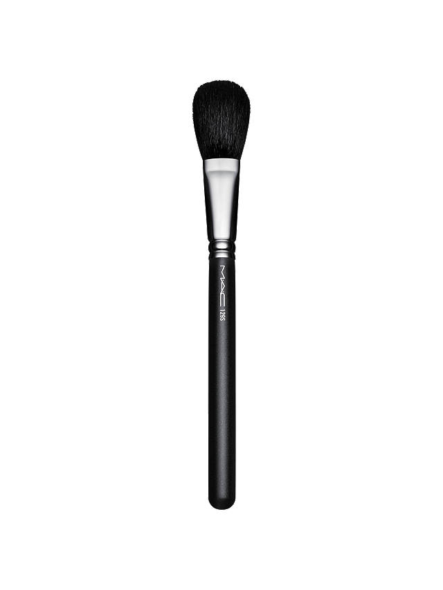 MAC 129S Powder/Blush Brush 1