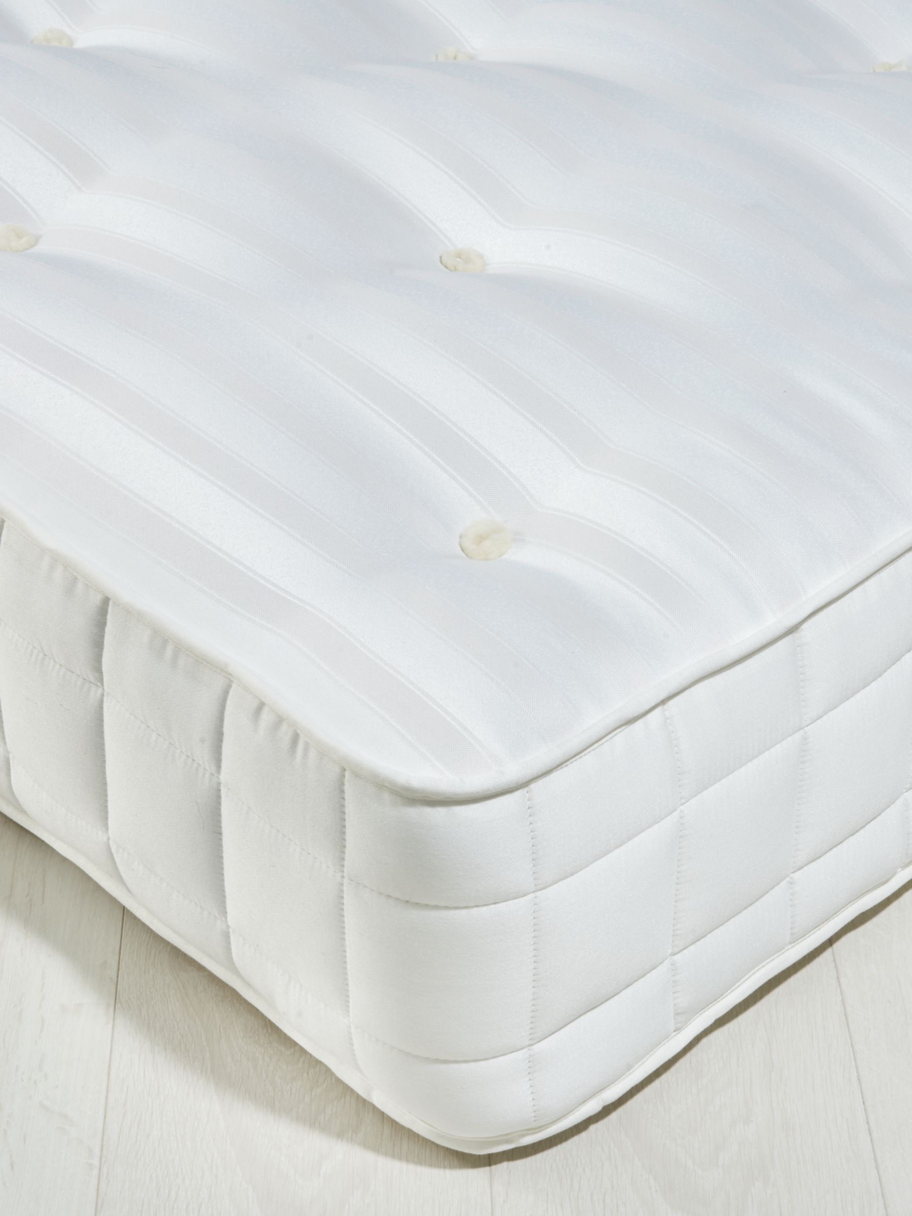 John Lewis & Partners Classic Collection Comfort Support 800 Pocket Spring Mattress review