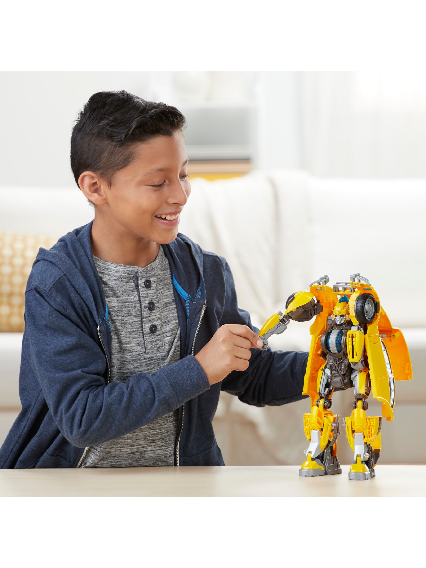 transformers bumblebee power charge bumblebee action figure