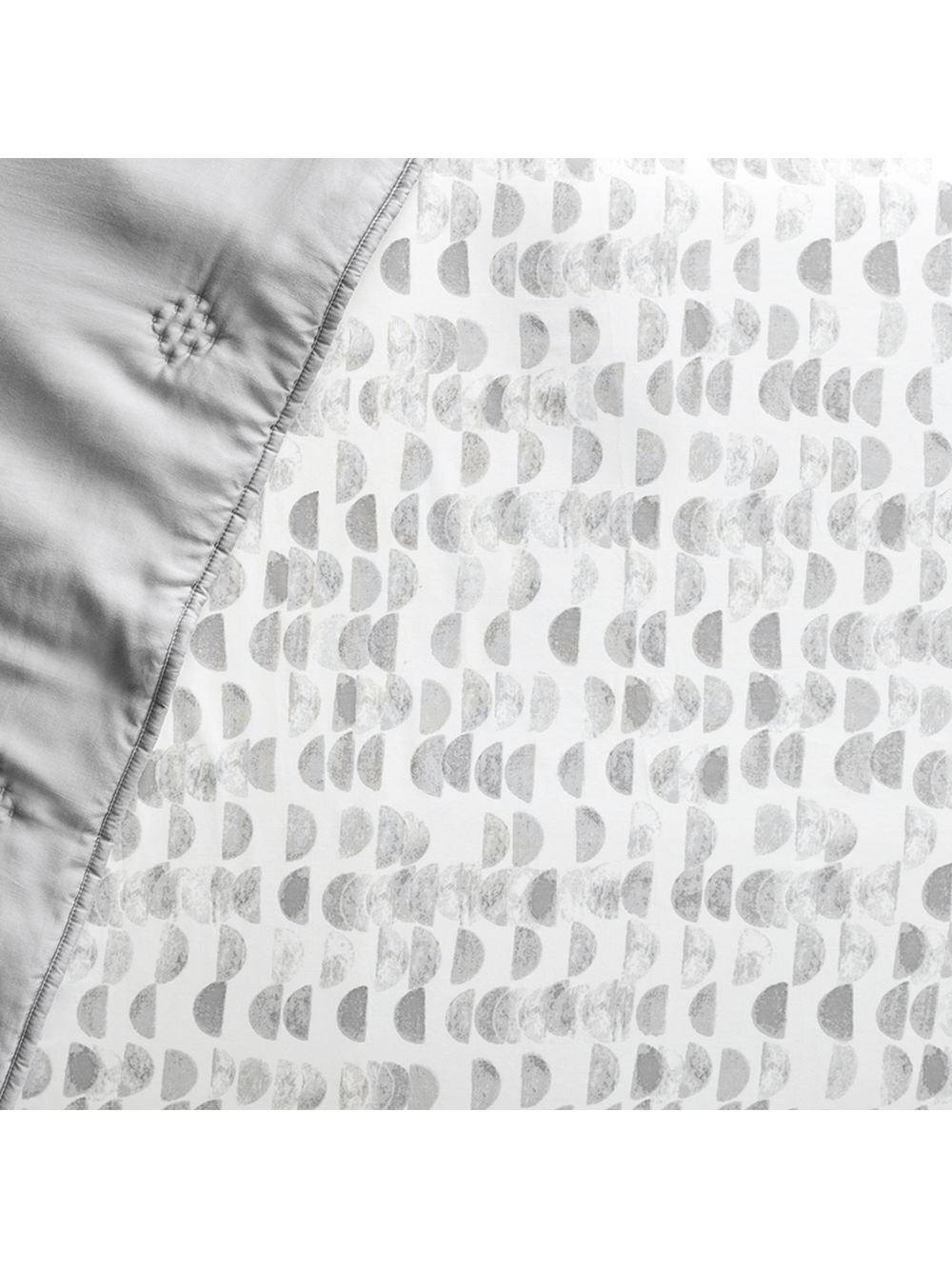 Pottery Barn Kids Organic Half Moon Print Fitted Cot Sheet review