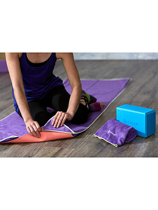 Gaiam Stay-Put Yoga Towel, Purple