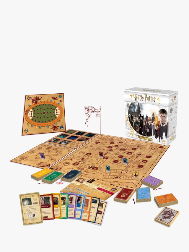 Harry Potter - A Year At Hogwarts Board Game