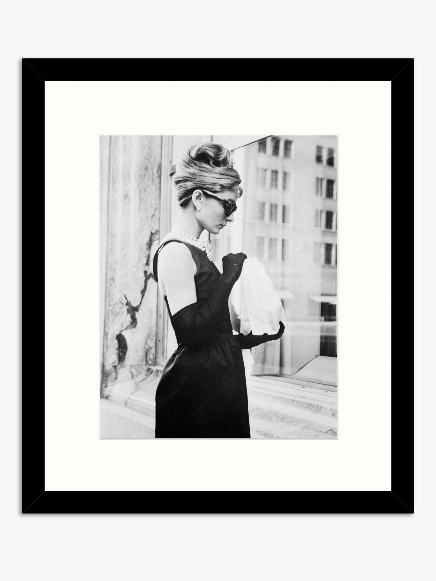 Getty Images Gallery - Audrey Hepburn Lunch On Fifth Avenue Wood Framed ...