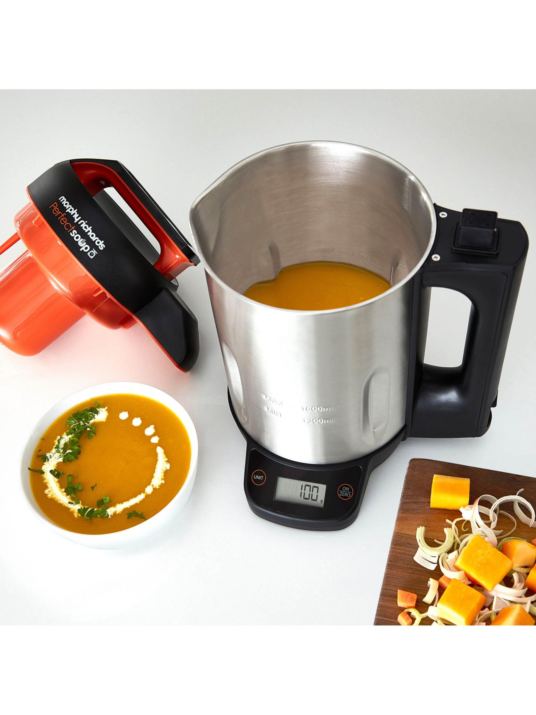 Morphy Richards Soup maker with Integrated Scales
