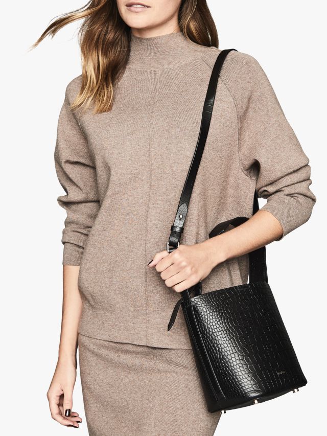 Reiss hudson 2025 leather bucket bag