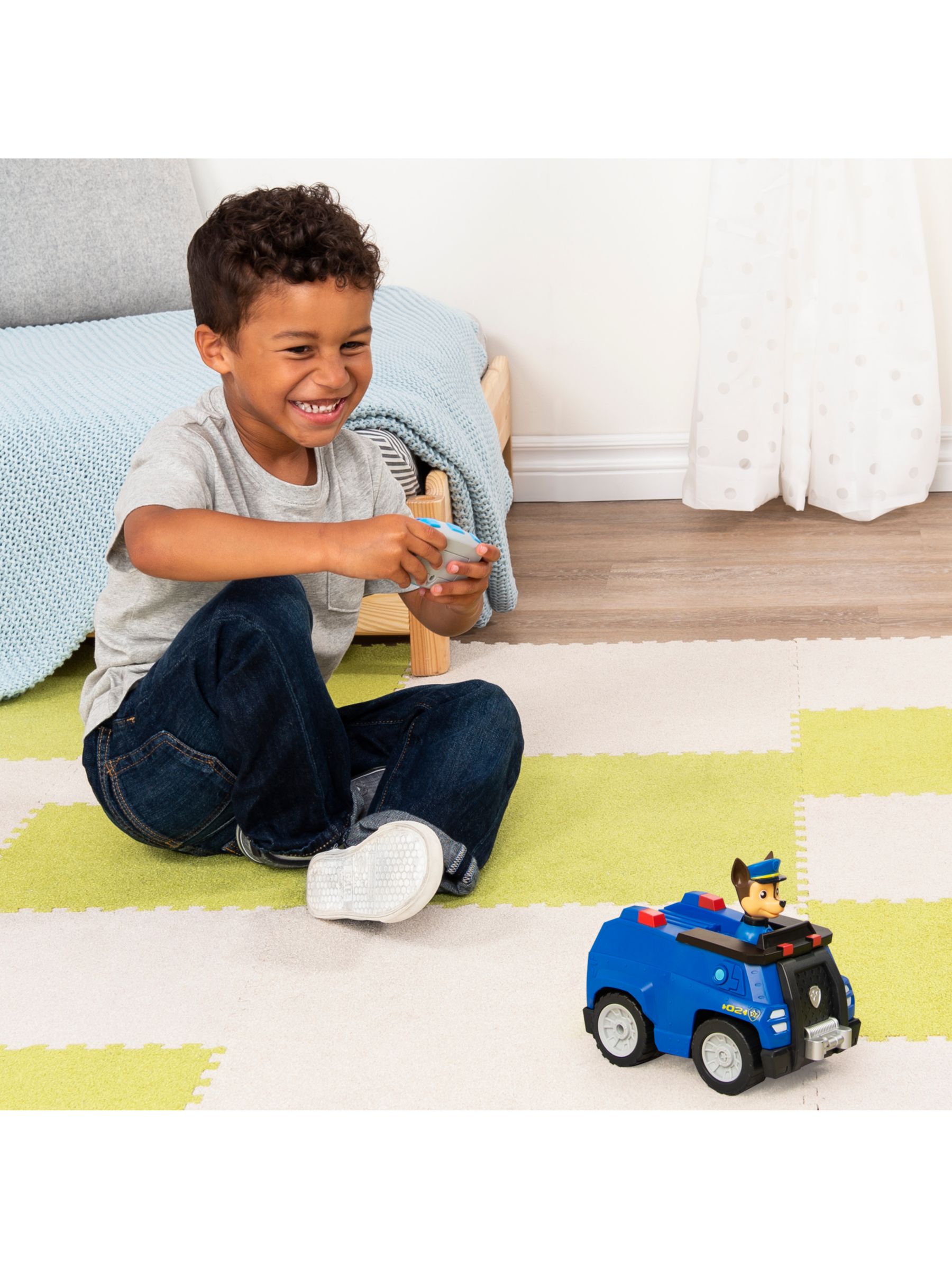 paw patrol chase radio control cruiser