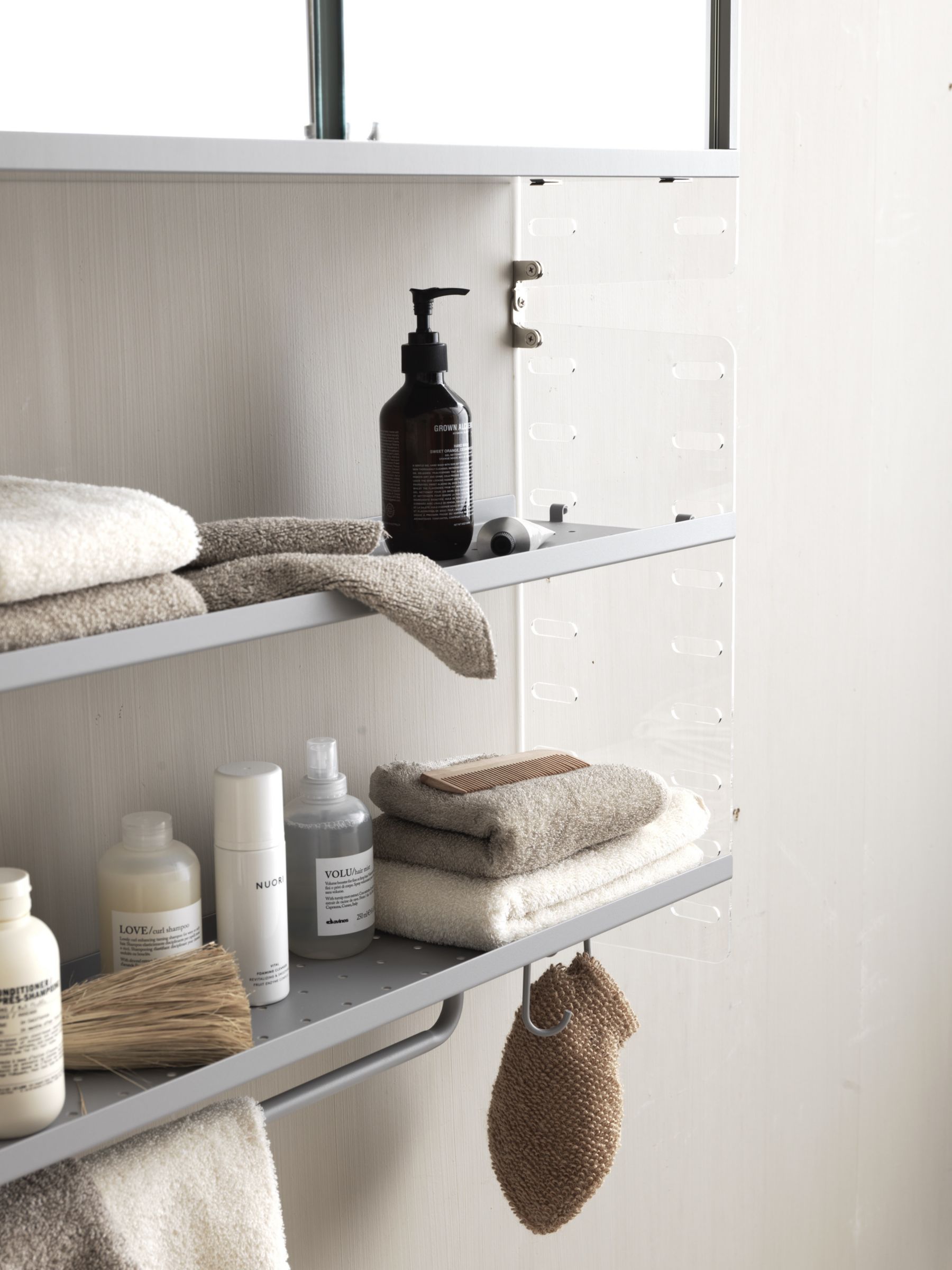 white towel shelf