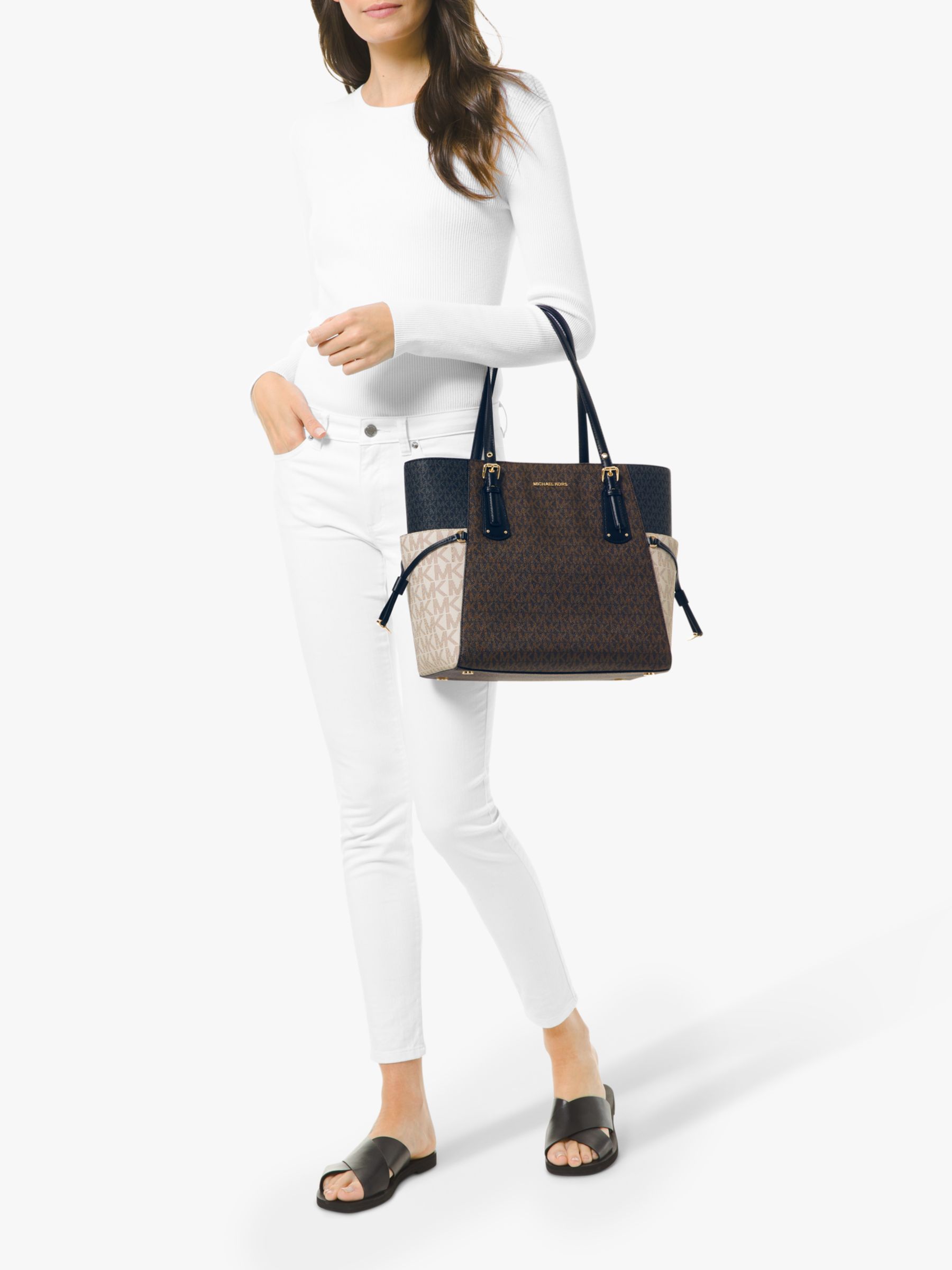 voyager signature tote