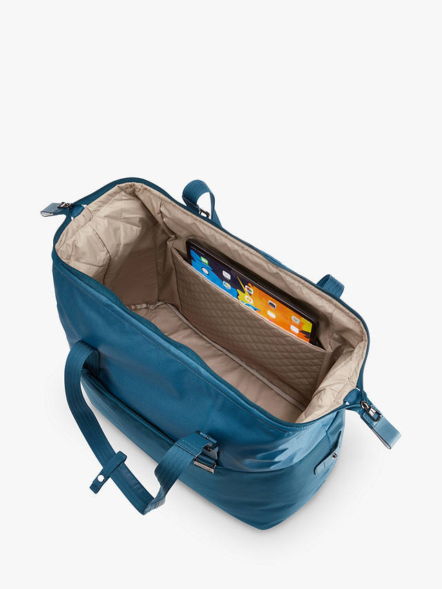 Thule Spira 37L Weekender Duffel Bag, Legion Blue