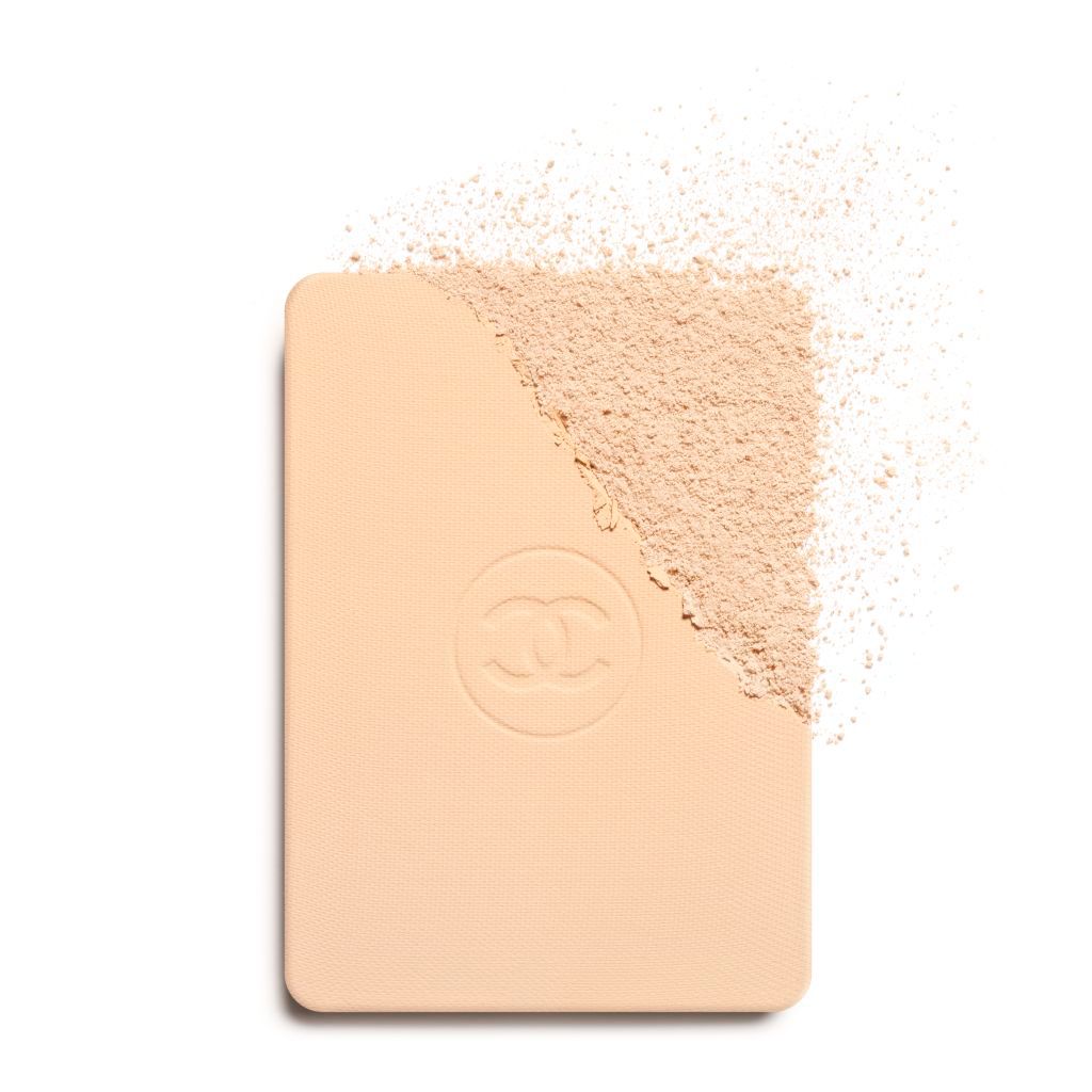 CHANEL Ultra Le Teint Ultrawear - All-Day Comfort Flawless Finish Compact Foundation, Beige 10 2