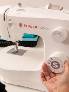 Singer M2405 Sewing Machine Totally Brand New & Sealed