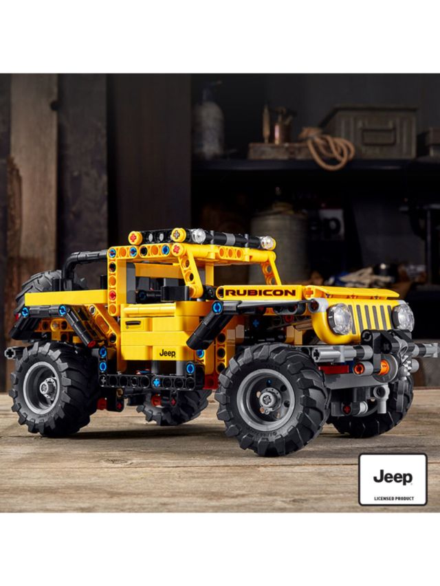 Plexiglas® display case for LEGO® Jeep Wrangler (42122)