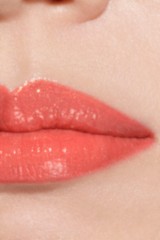 chanel lip gloss 84