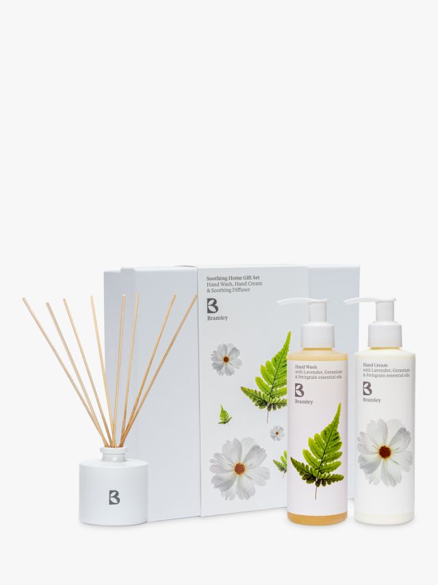 Bramley Soothing Home Fragrance & Pamper Gift Set 2