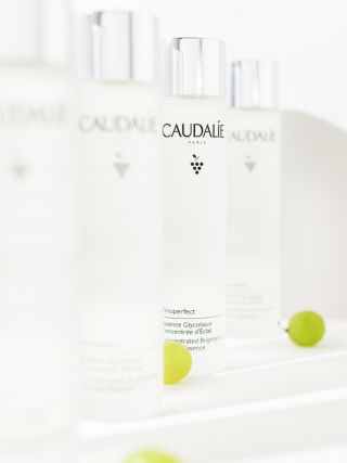 Caudalie Vinoperfect Concentrated Brightening Glycolic Essence, 150ml 4
