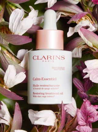 Clarins Calm-Essentiel Restoring Treatment Oil, 30ml 5