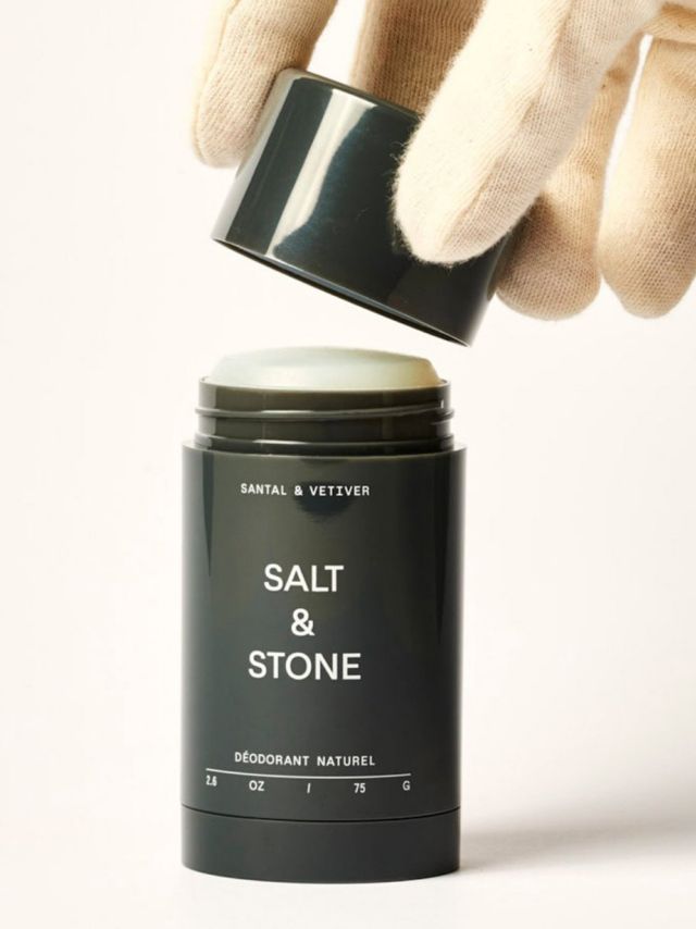 SALT & STONE Santal Vetiver Deodorant, 75g 3