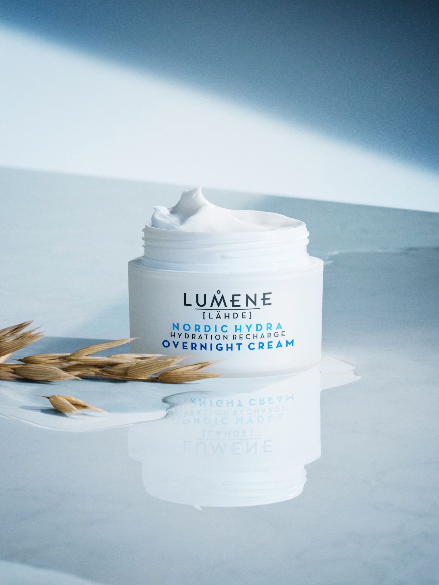 Lumene Nordic Hydra Hydration Recharge Overnight Cream, 50ml 4