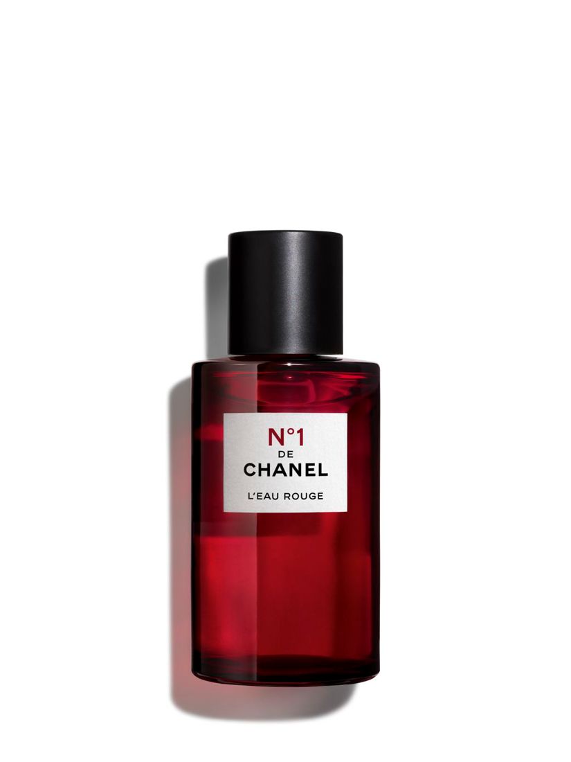 La fraîche et florale eau de soin L'Eau Rouge N°1 Chanel