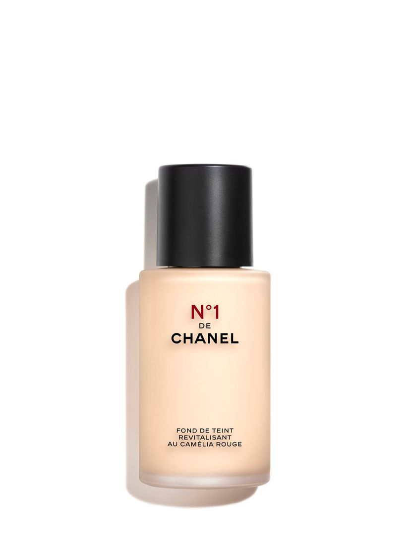 CHANEL Les Beiges Water-Fresh Complexion Touch with Micro