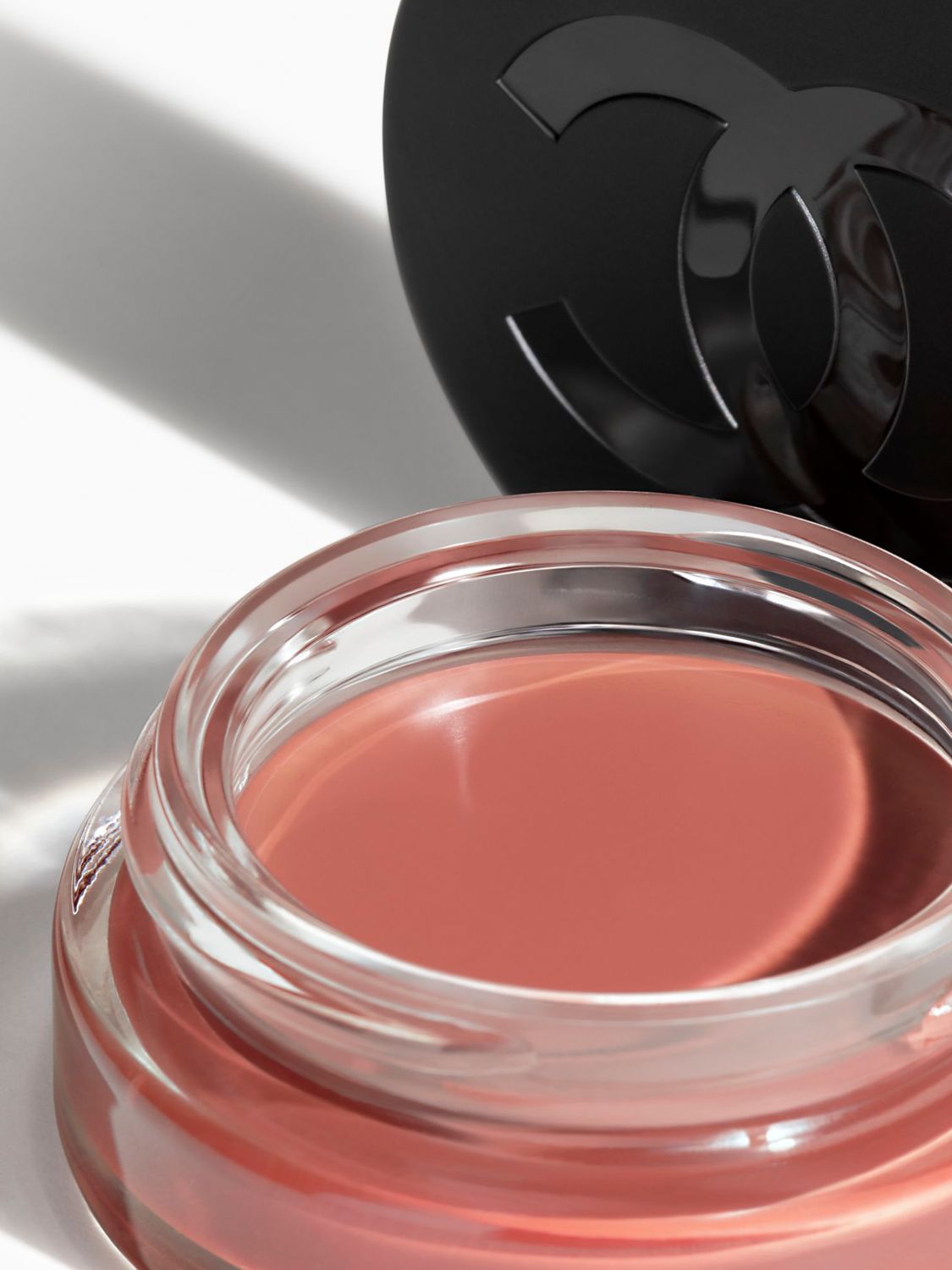 CHANEL N°1 De CHANEL Lip And Cheek Balm Enhances Colour - Nourishes -  Plumps, 6 Berry Boost at John Lewis & Partners
