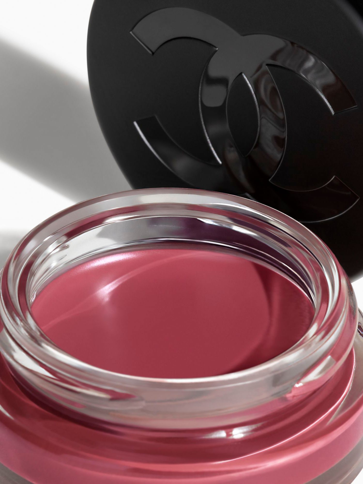 CHANEL N°1 De CHANEL Lip And Cheek Balm Enhances Colour - Nourishes -  Plumps, 6 Berry Boost at John Lewis & Partners