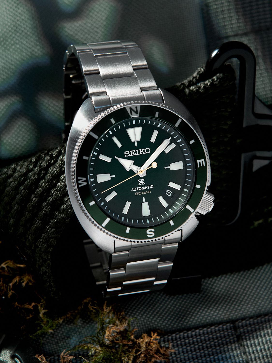 Seiko SRPH15K1 Men's Prospex Land Tortoise Automatic Date Bracelet Strap  Watch, Silver/Green at John Lewis & Partners