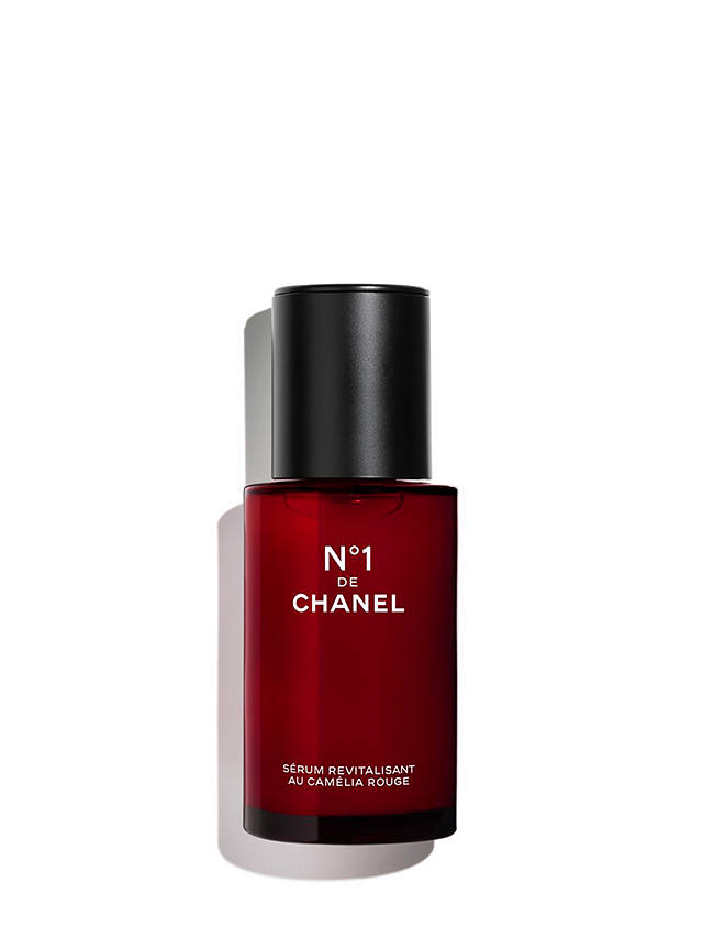 CHANEL N°1 De CHANEL Revitalising Serum Prevents And Corrects The Appearance Of The 5 Signs Of Ageing Bottle, 30ml 1