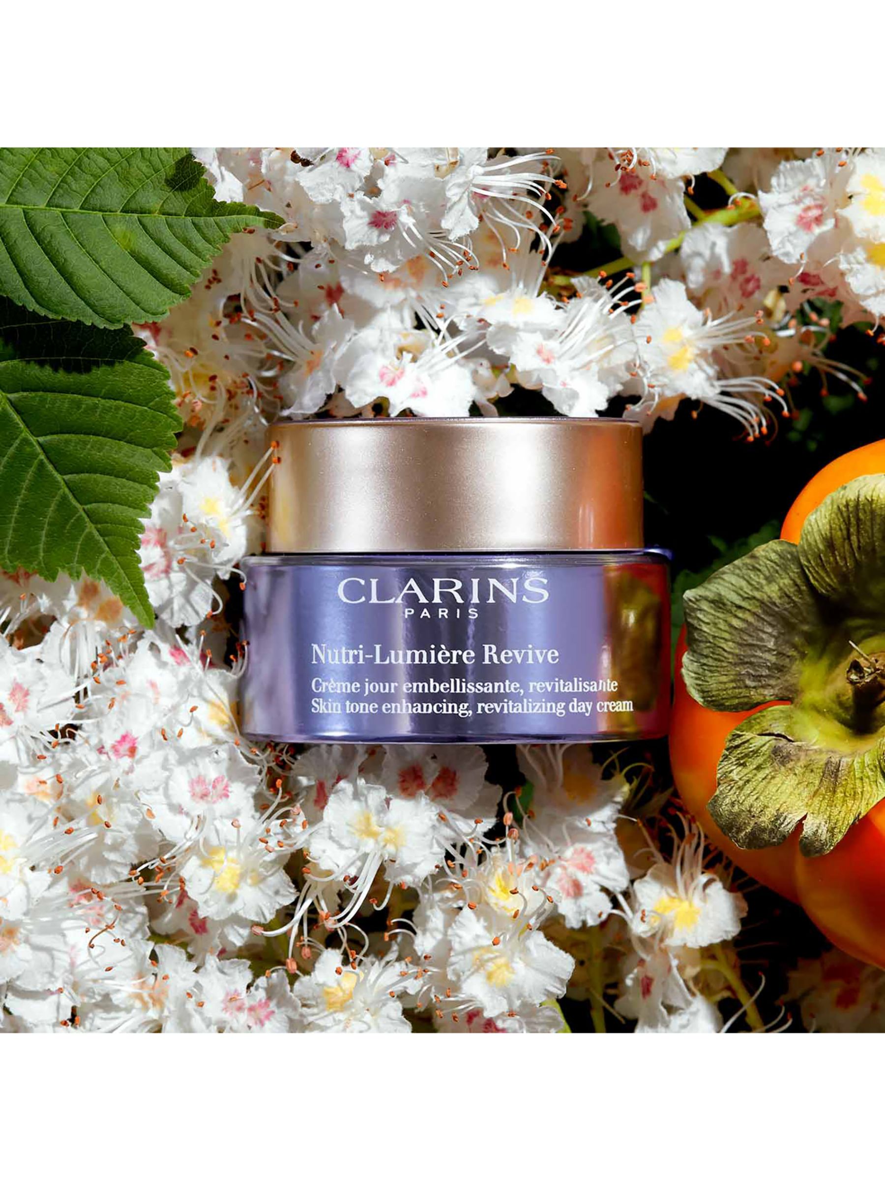 Clarins Nutri-Lumière Revive Cream, 50ml 4