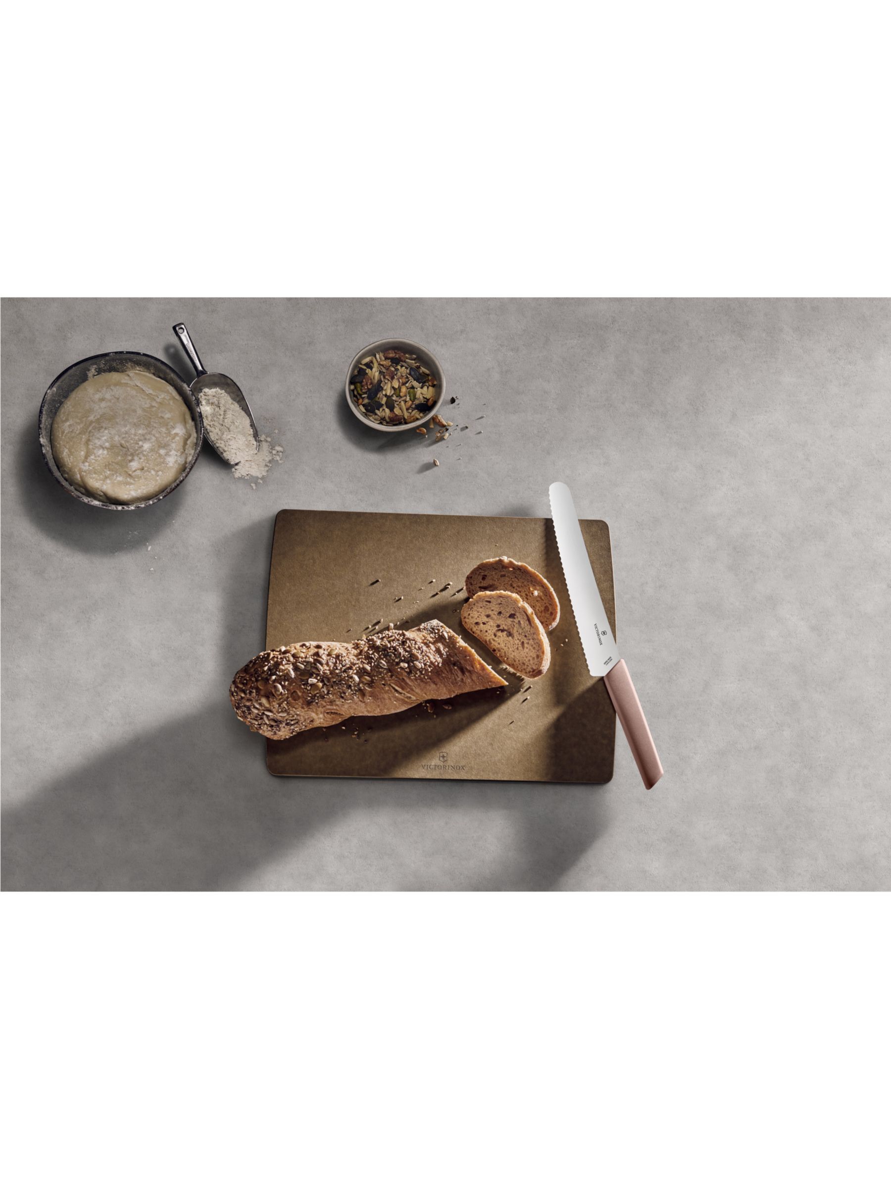 Swiss Modern Bread and Pastry Knife