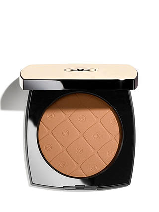 CHANEL Les Beiges Oversize Healthy Glow Sun-Kissed Powder for a Healthy Sun-Kissed Glow. Face and Body