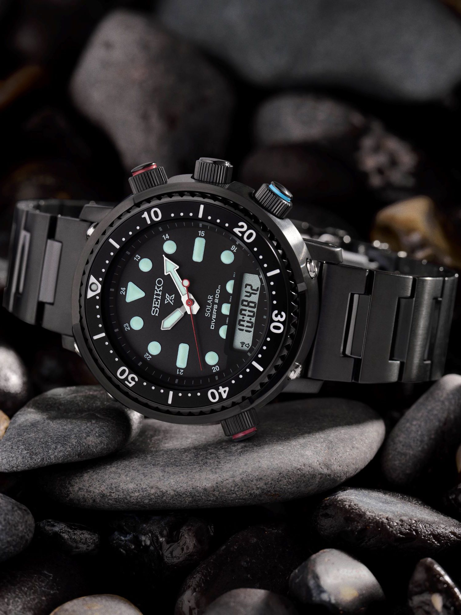Seiko SNJ037P1 Men's Prospex Limited Edition Commando Arnie Hybrid Diver's  Bracelet Strap Watch, Black at John Lewis & Partners