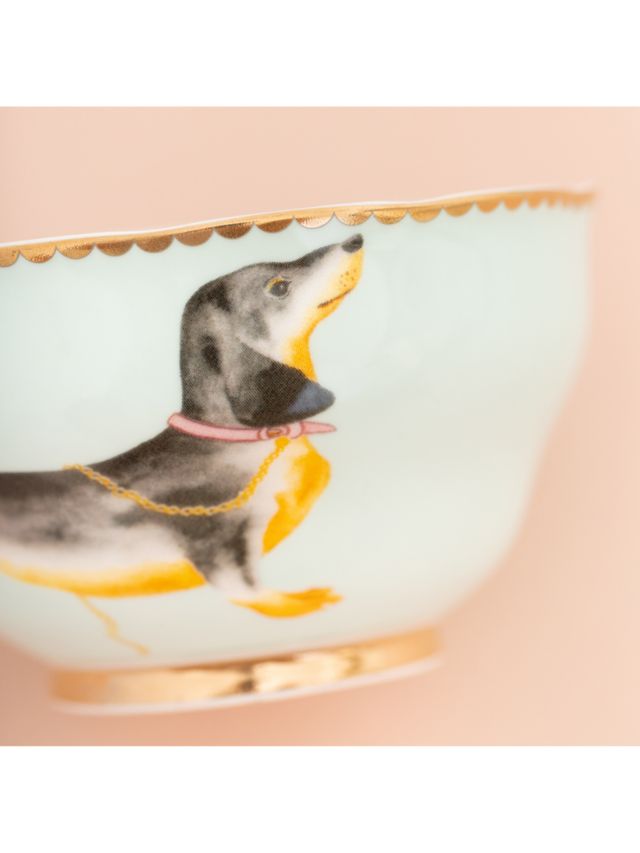 Dog bowl in bone china, small.