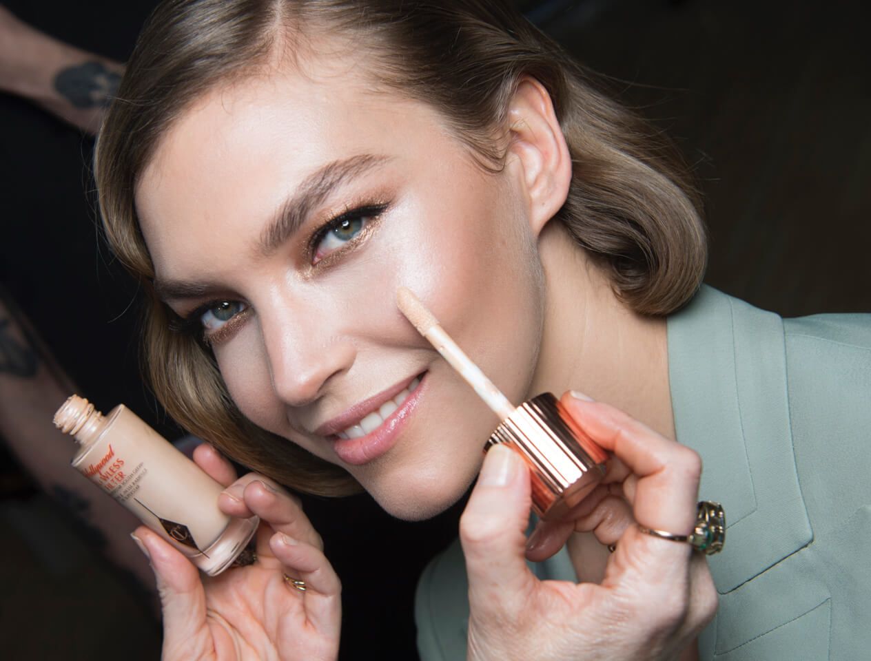 Arizona Muse backstage at Charlotte Tilbury for Alice Temperley LFW