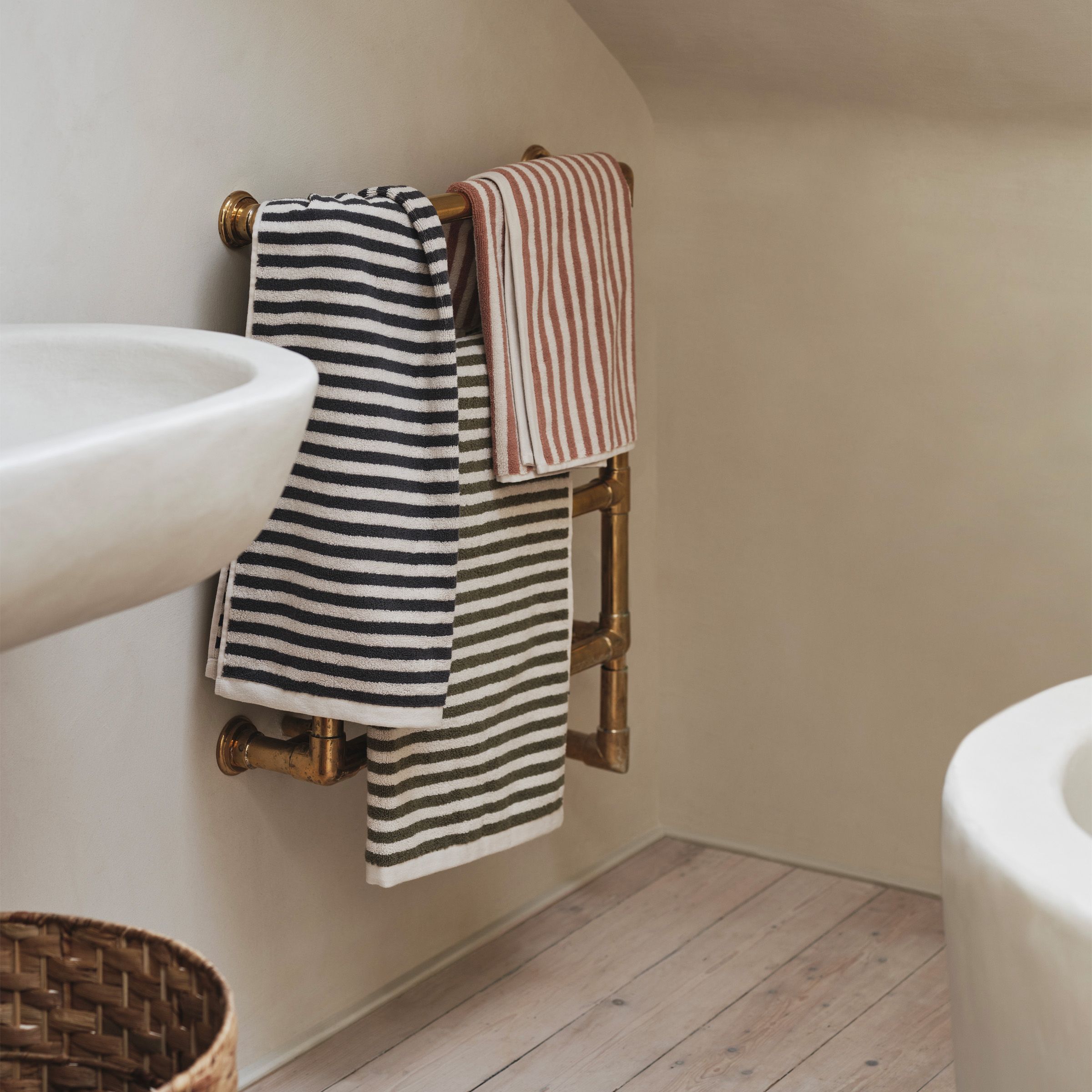 new in collections/towels to refresh your bathroom