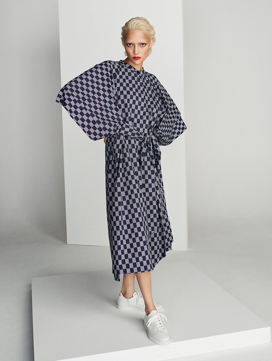 Kin tie-front kimono dress