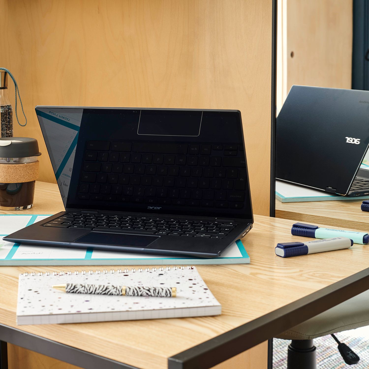 Standard laptop or desktop set-up