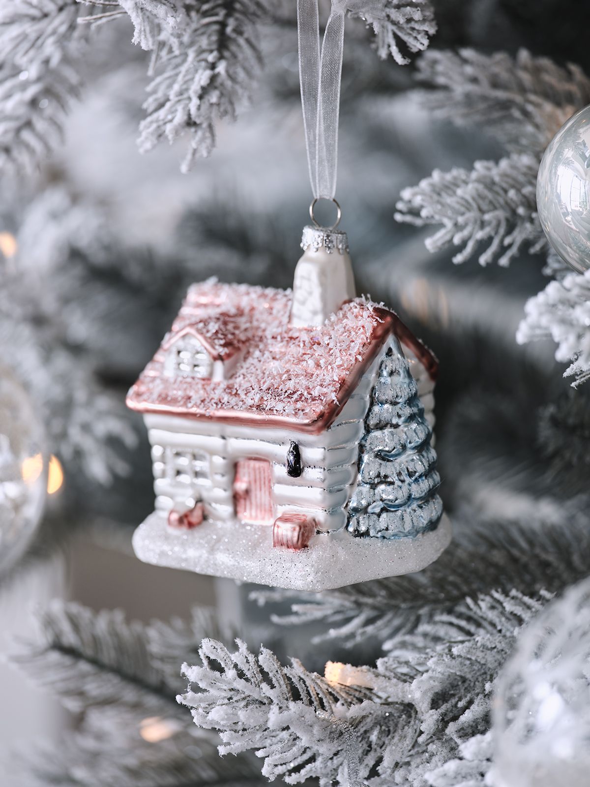 John Lewis & Partners Christams Decorating Ideas and Trends - Snow Mountain